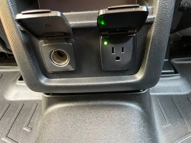 Used 2019 Black Metallic Ford Titanium image 46