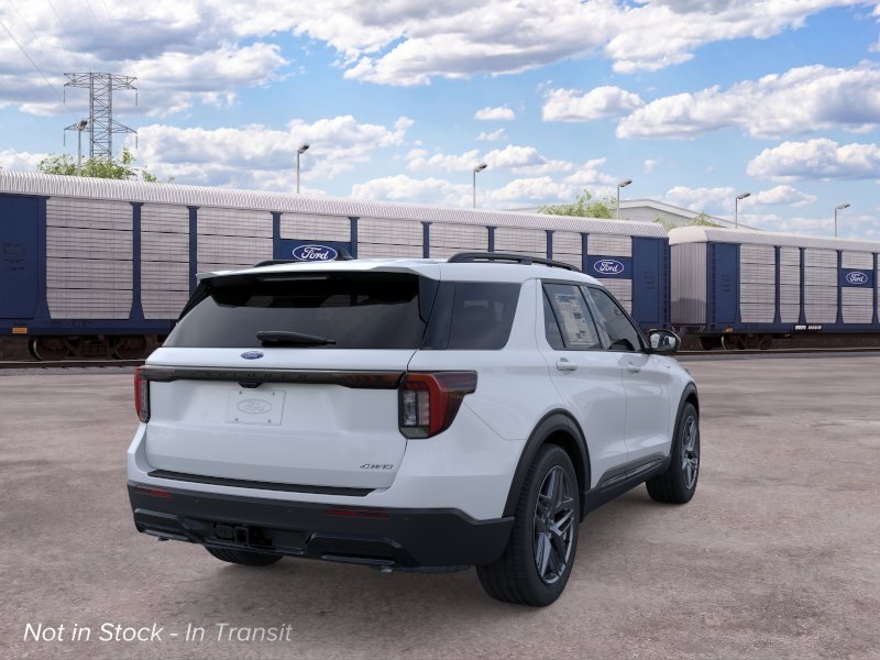 New 2026 Space White Metallic Ford ST-Line image 8