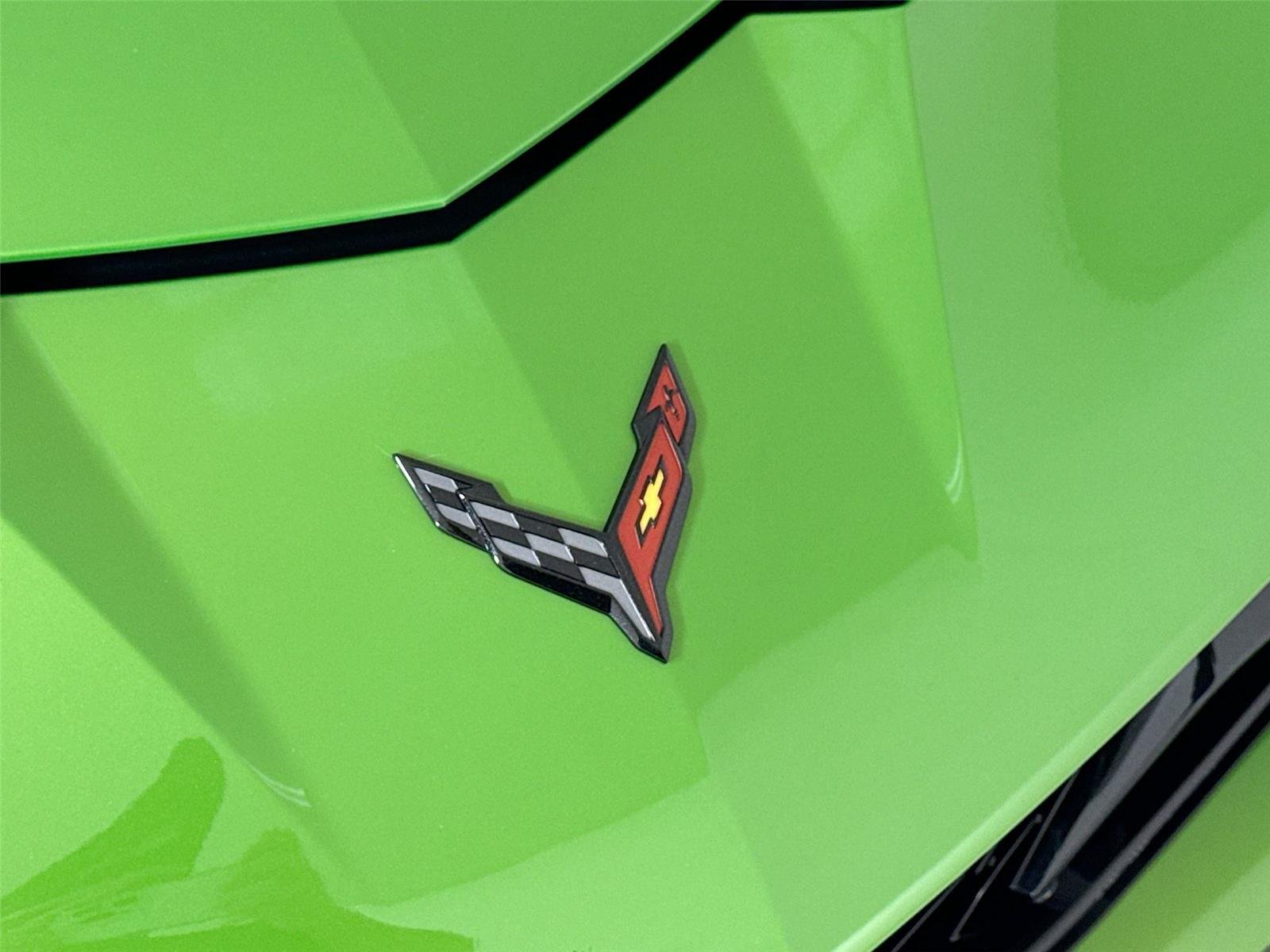 Used 2026 Roswell Green Metallic Chevrolet ZR1 | Carbon Fiber Aero Pkg | Front Lift | Carbon Flash Wheels image 39