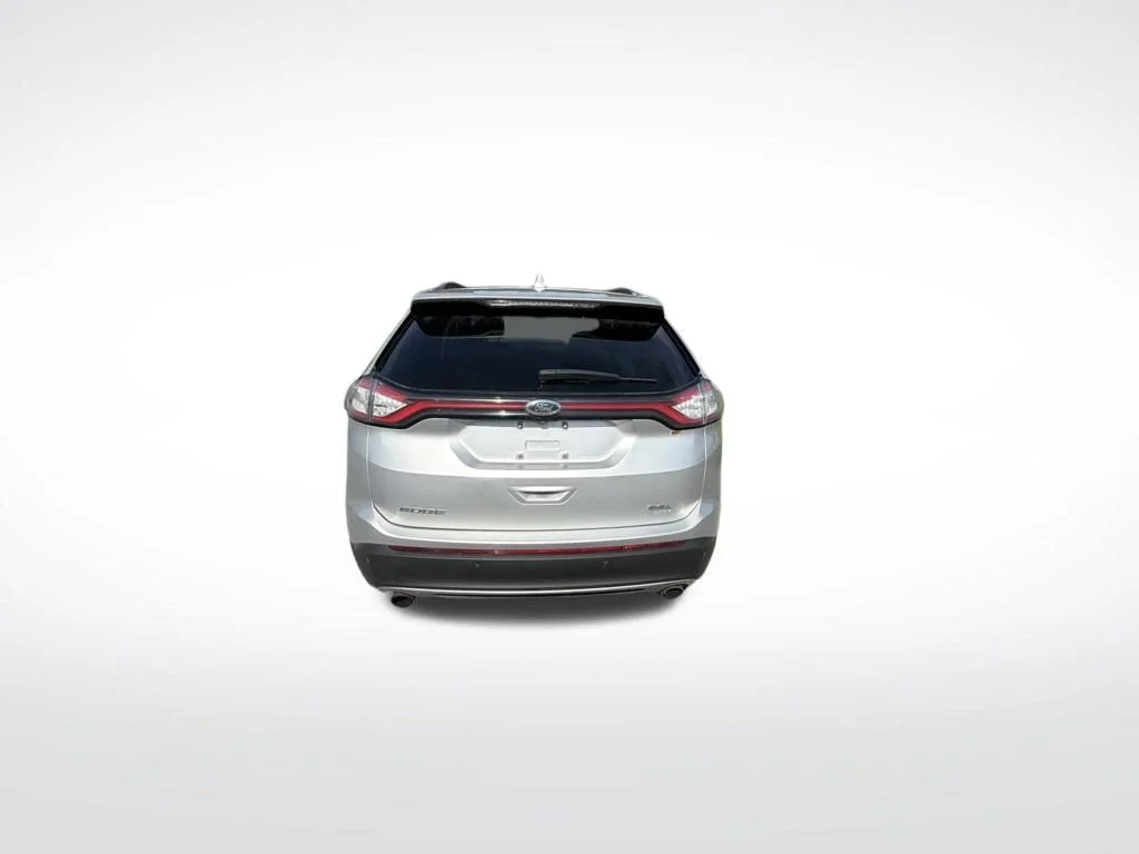 Used 2017 Silver Ford SEL image 4