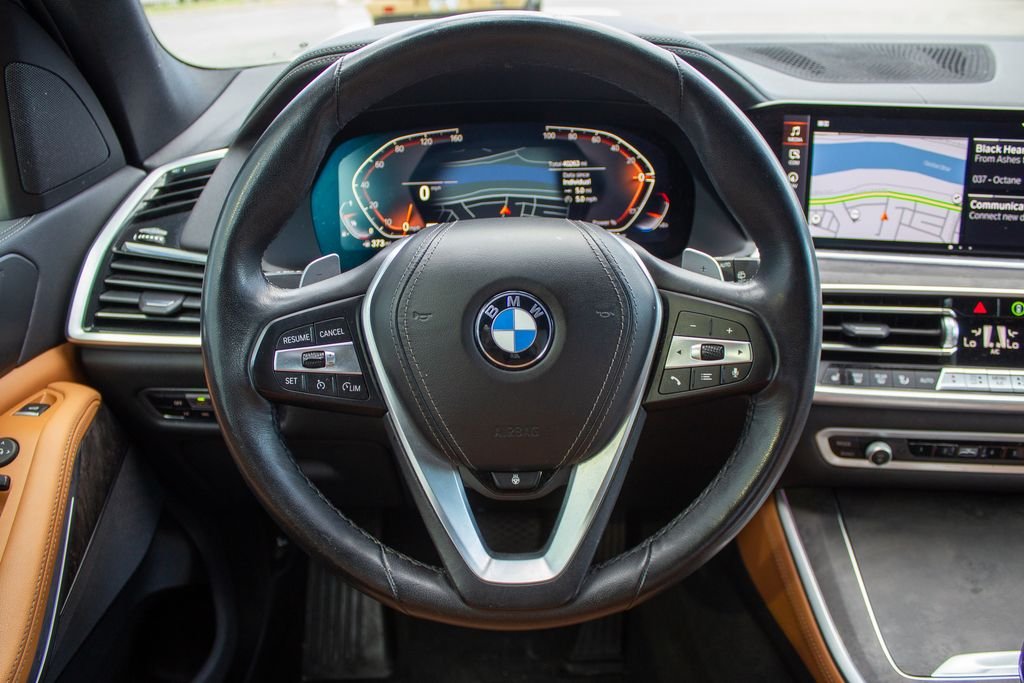 Used 2023 Mineral White Metallic BMW xDrive40i image 14