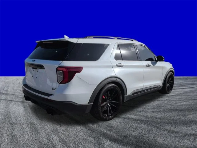 Used 2021 Star White Ford ST image 4