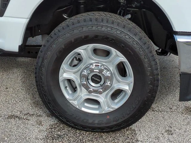 New 2026 Oxford White Ford F-350® XLT image 11