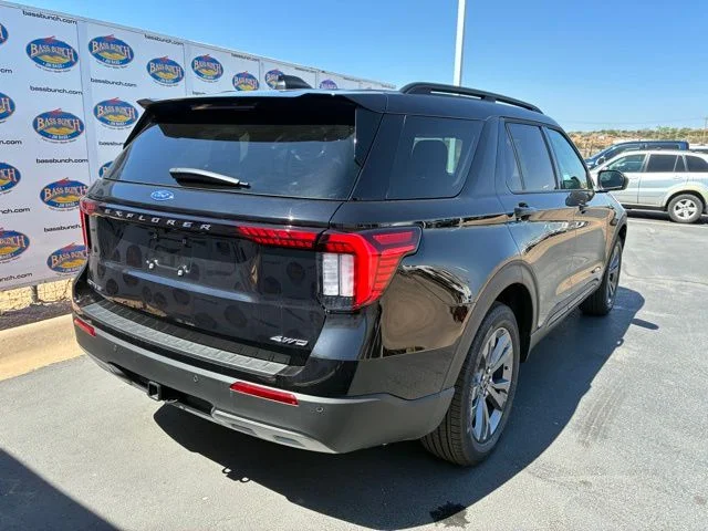 New 2026 Black Metallic Ford Active image 4