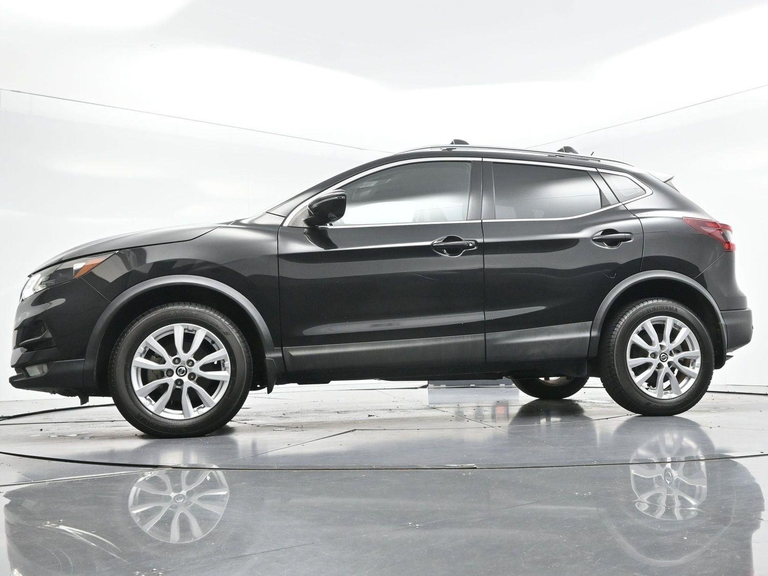 Used 2020 Magnetic Black Pearl Nissan SV image 46