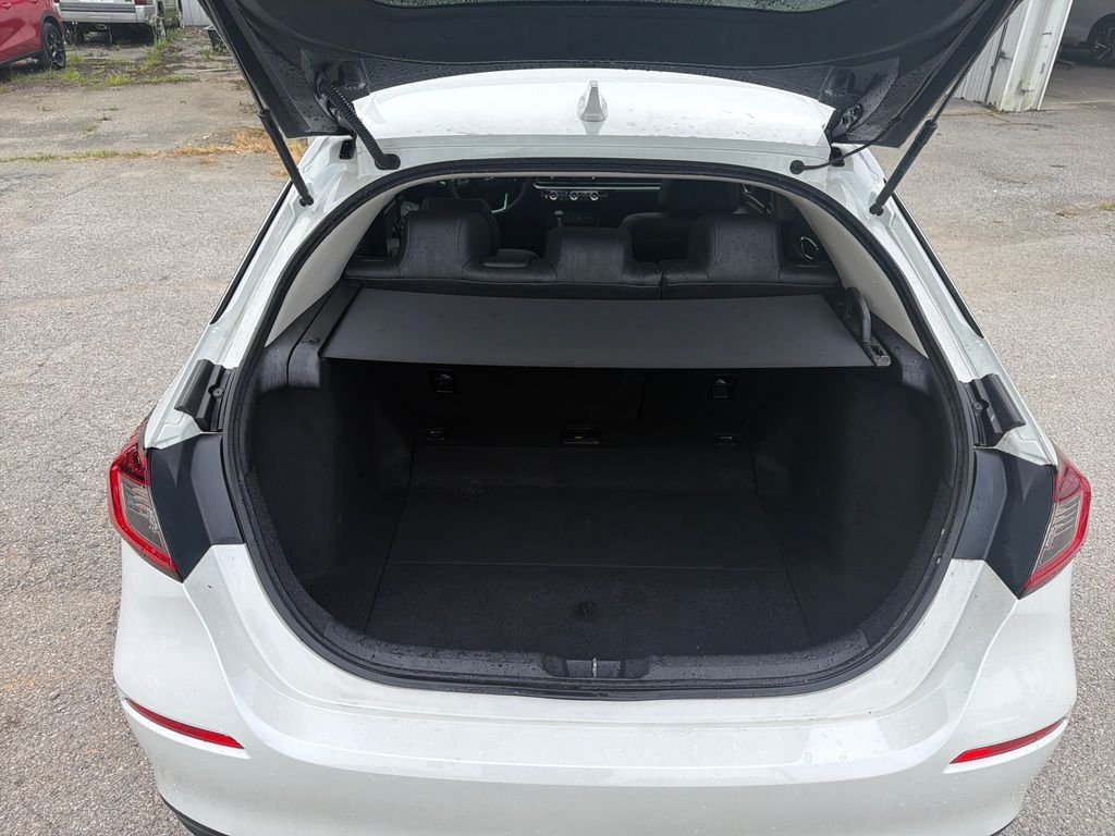 Used 2024 White Honda EX-L image 9