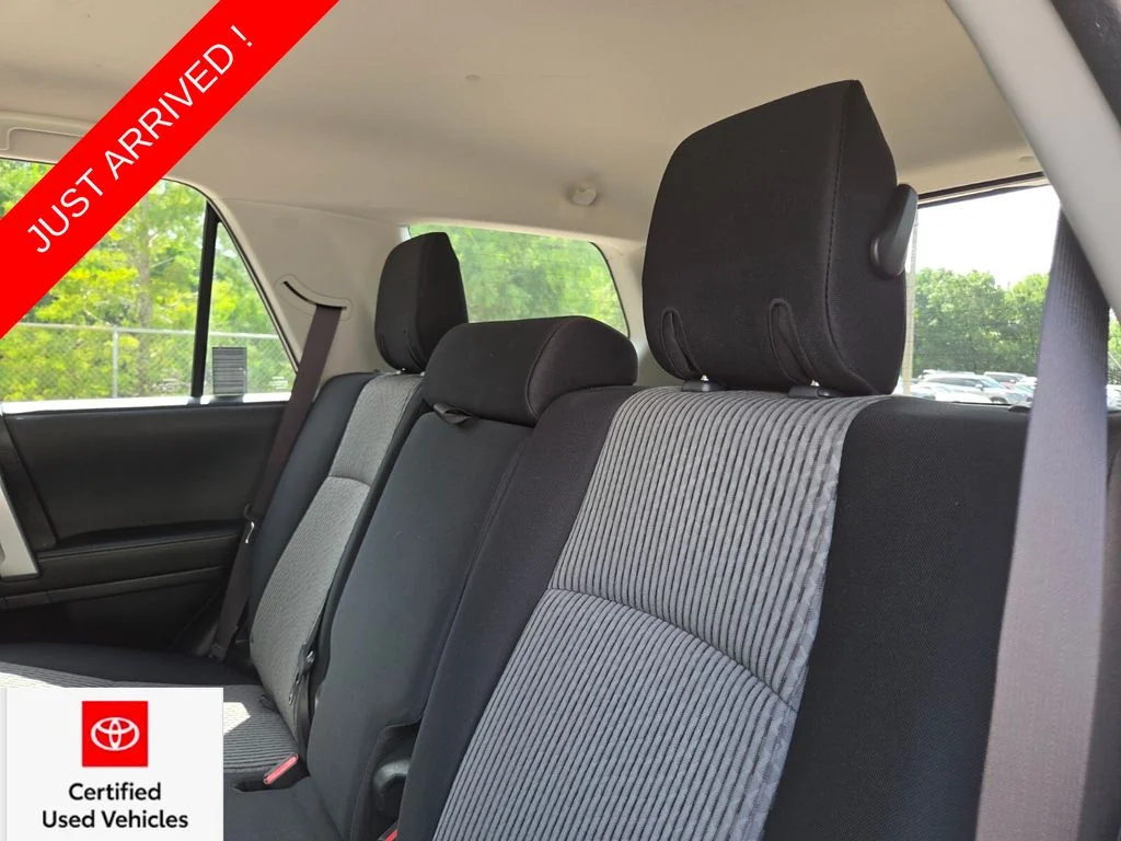 Certified Used 2024  Toyota SR5 image 21