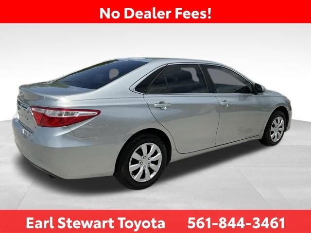Used 2017 Silver Toyota LE image 4