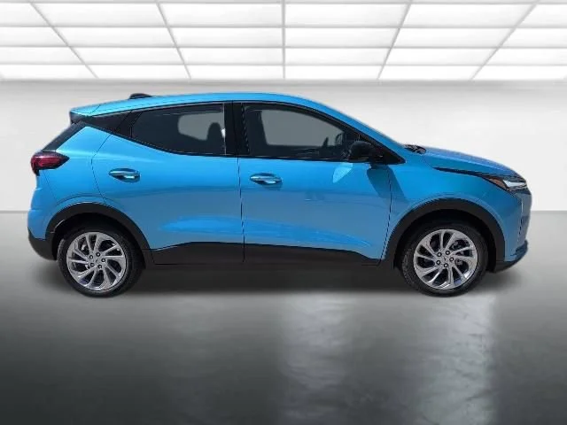 New 2027 Marina Blue Metallic Chevrolet LT image 29