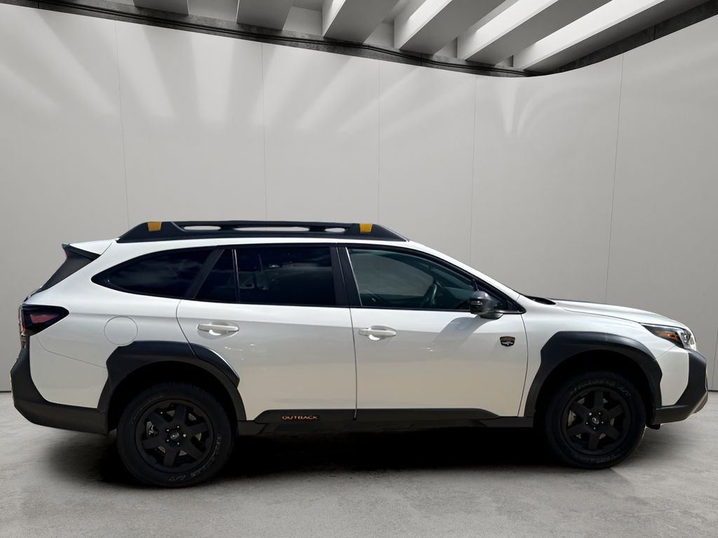 Used 2024 Crystal White Pearl Subaru Wilderness image 6
