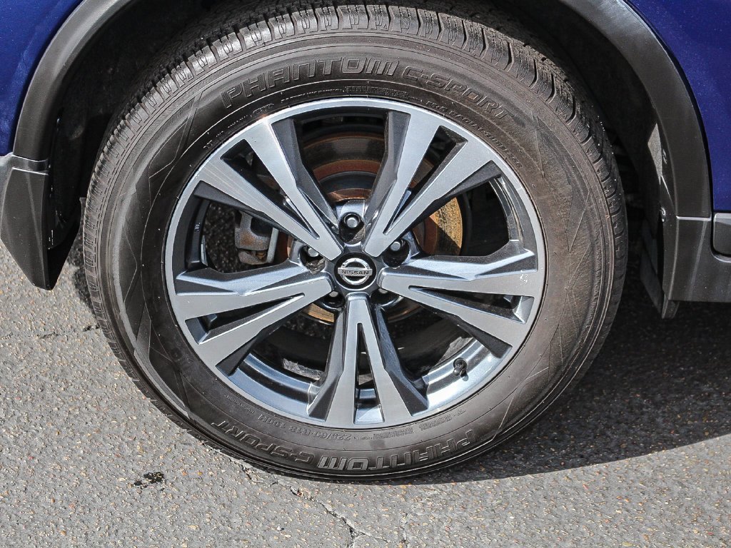 Used 2019 Blue Nissan Hybrid SL image 12