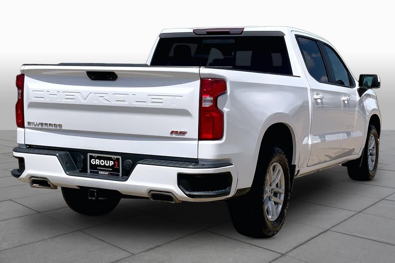 Used 2020 Summit White Chevrolet RST image 13