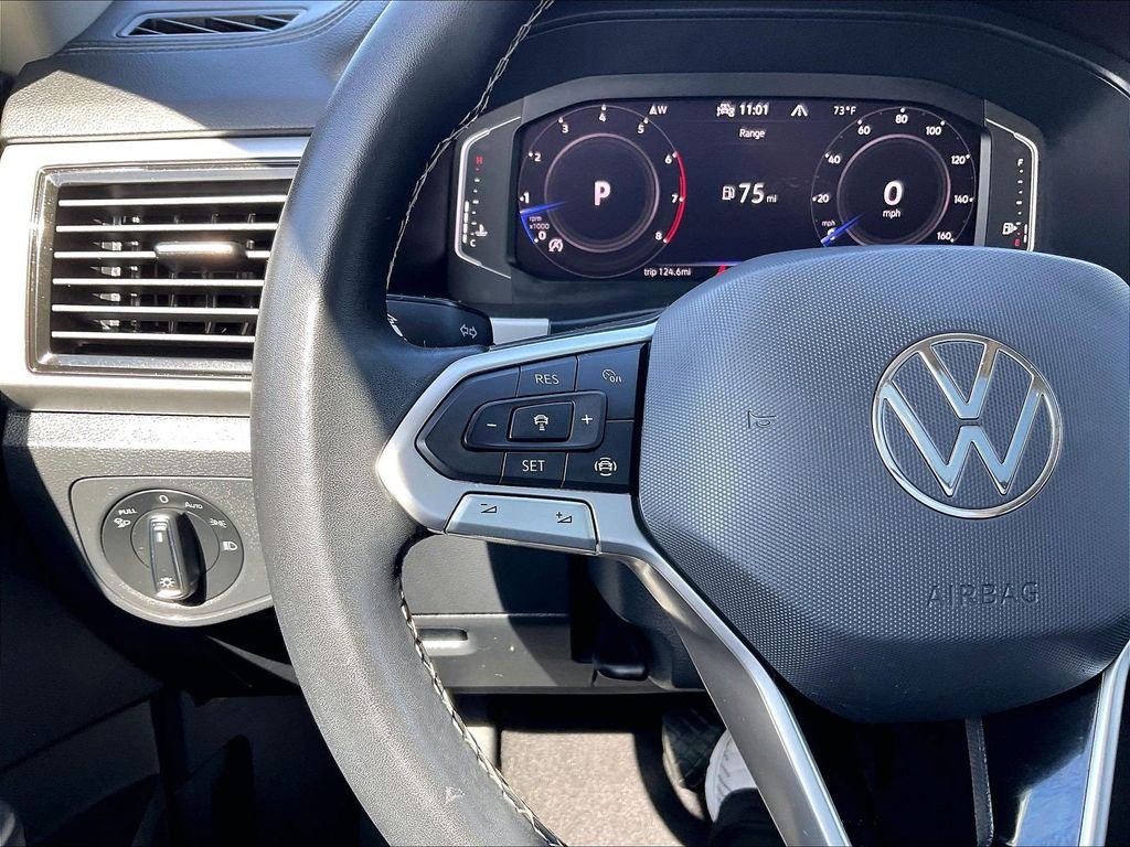 Used 2023 Gray Volkswagen 3.6L V6 SE w/Technology image 24