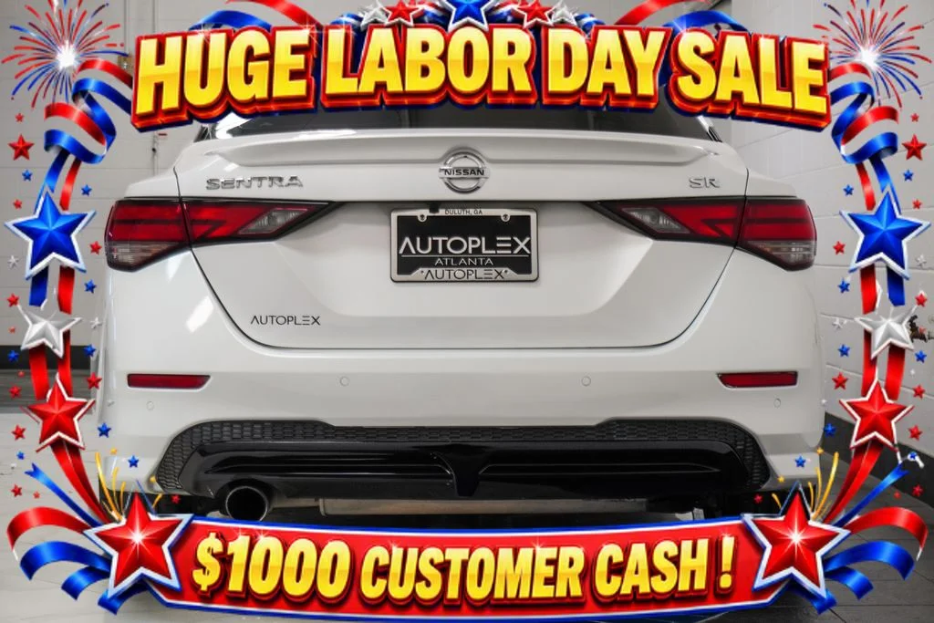 Used 2022 White Nissan SR image 31