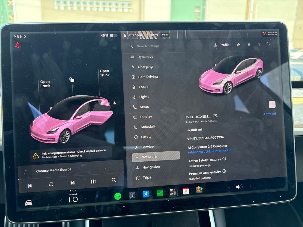 Used 2018  Tesla Long Range image 12