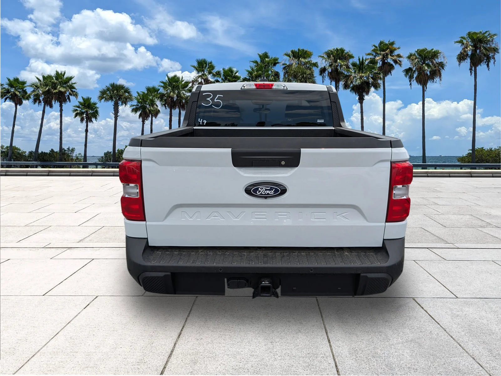 New 2026 Oxford White Ford XLT image 6