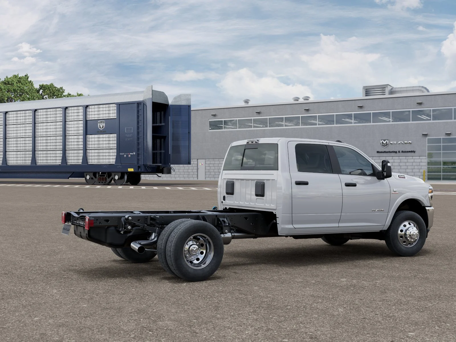 New 2026 Bright White Clear-Coat Exterior Paint RAM TRADESMAN image 4