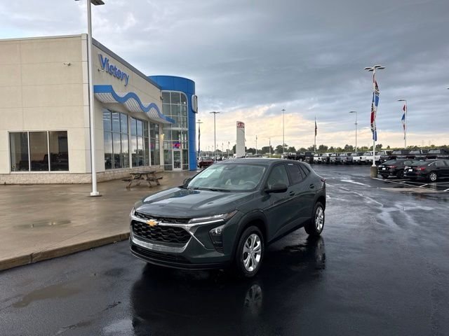 2025 Chevrolet Trax LS