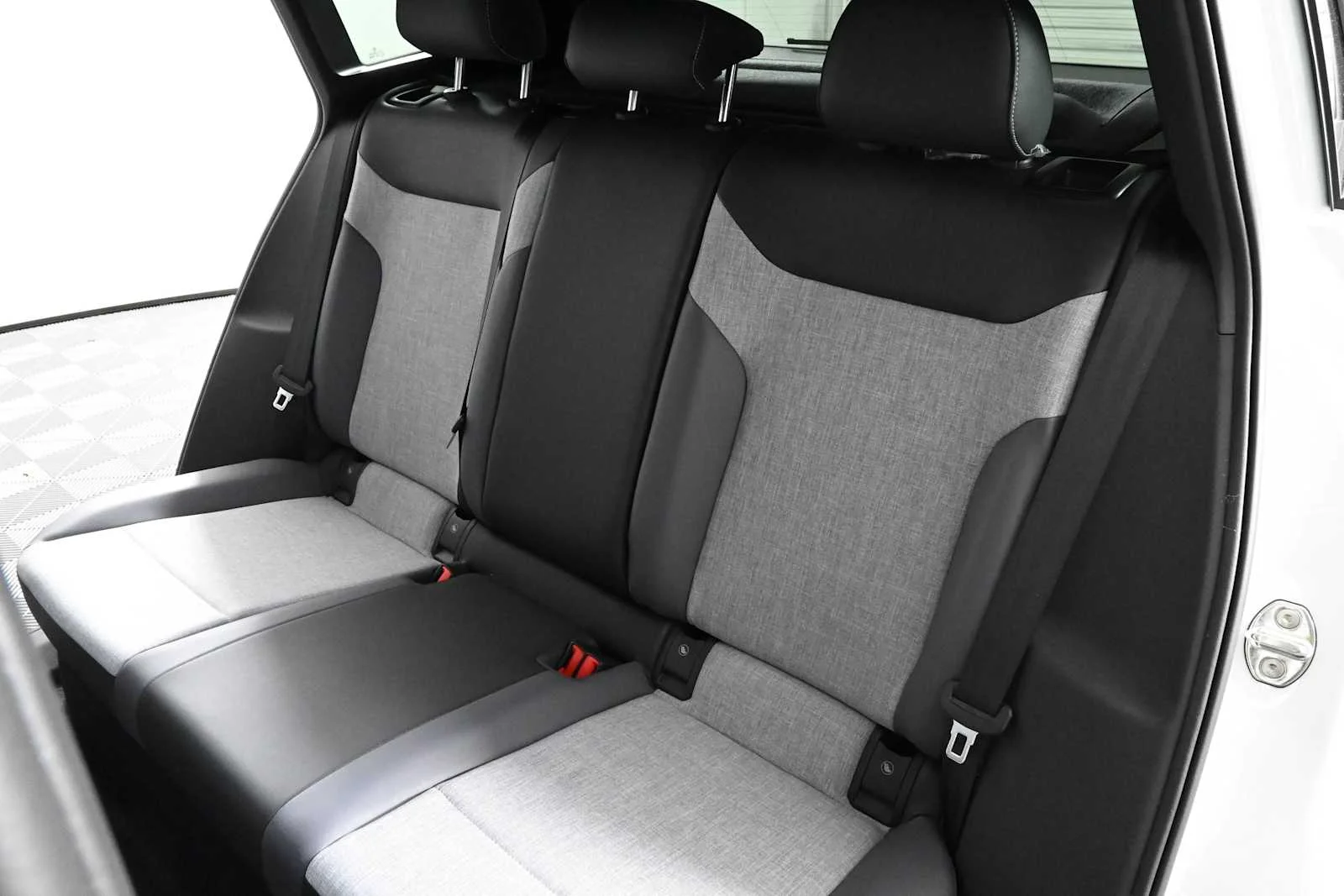 New 2026 OPAL WHITE Volkswagen Pro image 12