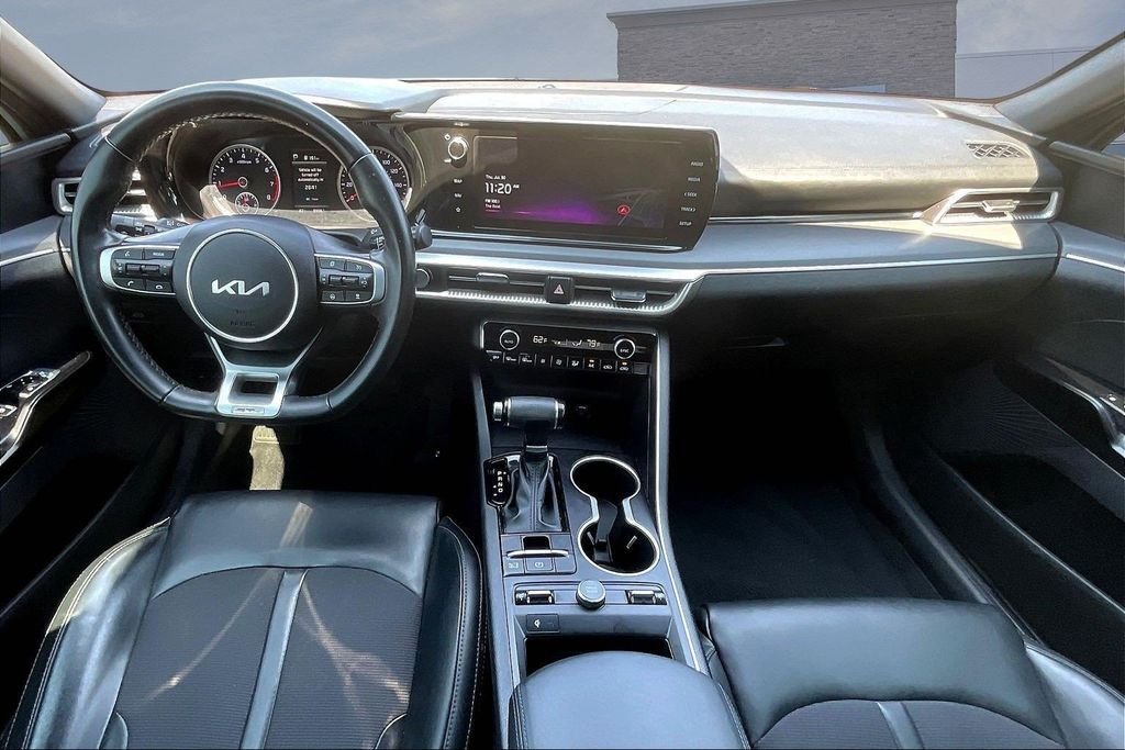 Used 2024 Wolf Gray Kia GT-Line image 7