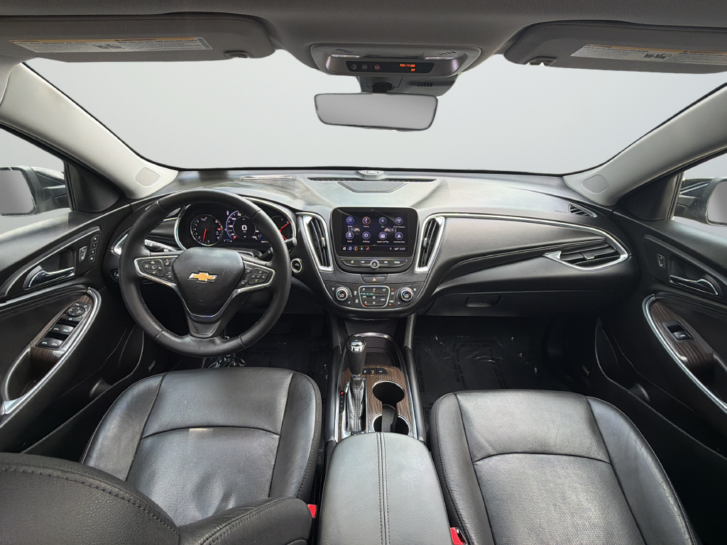 Used 2019 Black Chevrolet Premier image 9