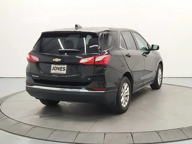 Used 2019 MOSAIC BLACK METALLIC Chevrolet LT image 7