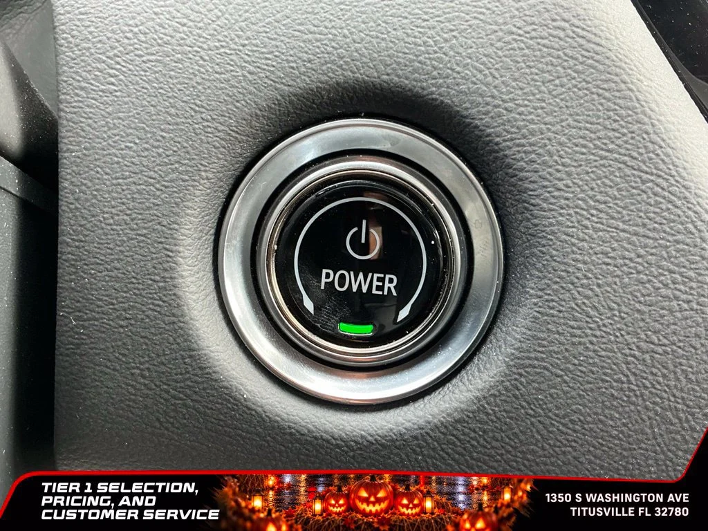 Used 2024 Nimbus Metallic Cadillac Tech image 14