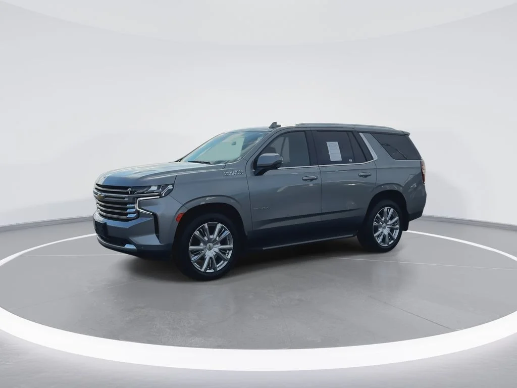 Used 2023 Gray Chevrolet High Country image 4