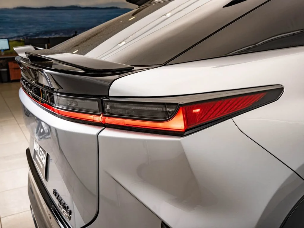 New 2026 Onyx Black Lexus 550e F Sport image 9