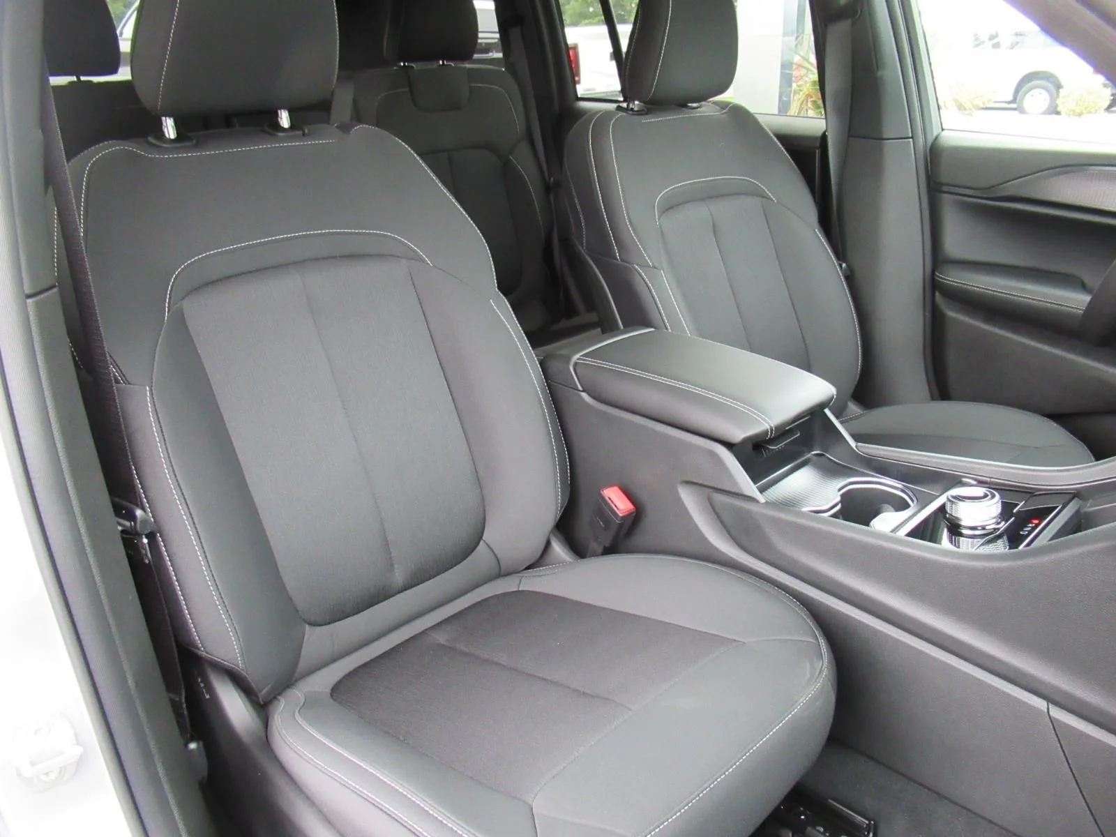 New 2026 Silver Zynith Exterior Paint Jeep Laredo X image 8