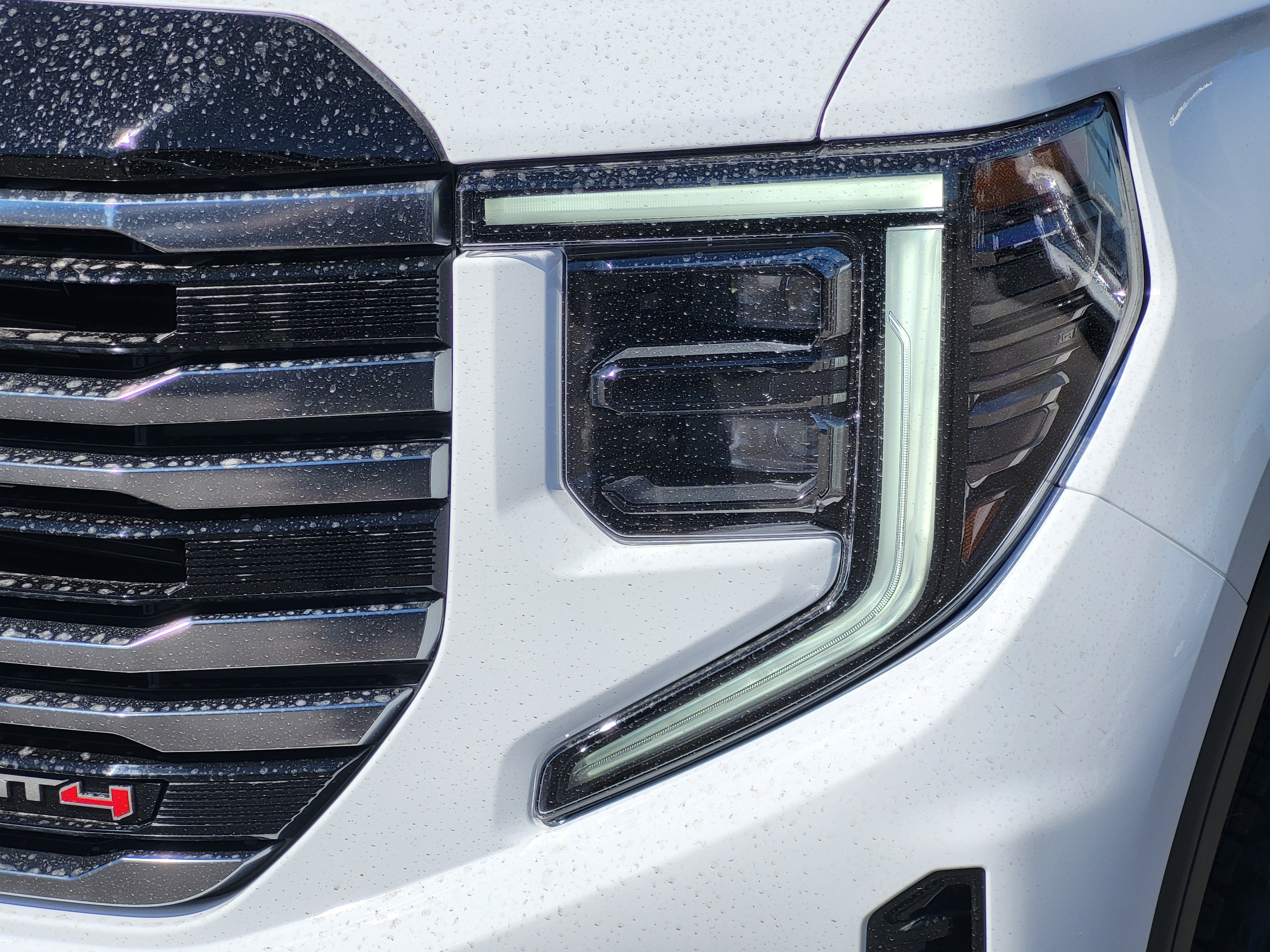 2026 GMC Sierra 1500 AT4 - Photo 8