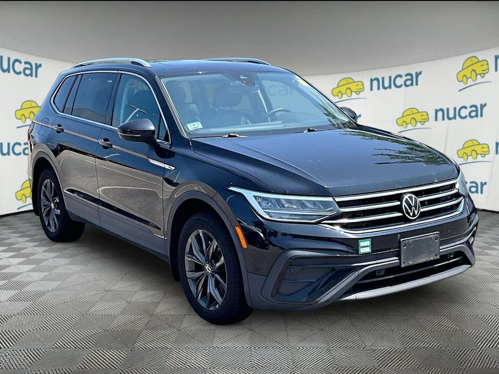 Used 2022 Black Volkswagen 2.0T SE image 1