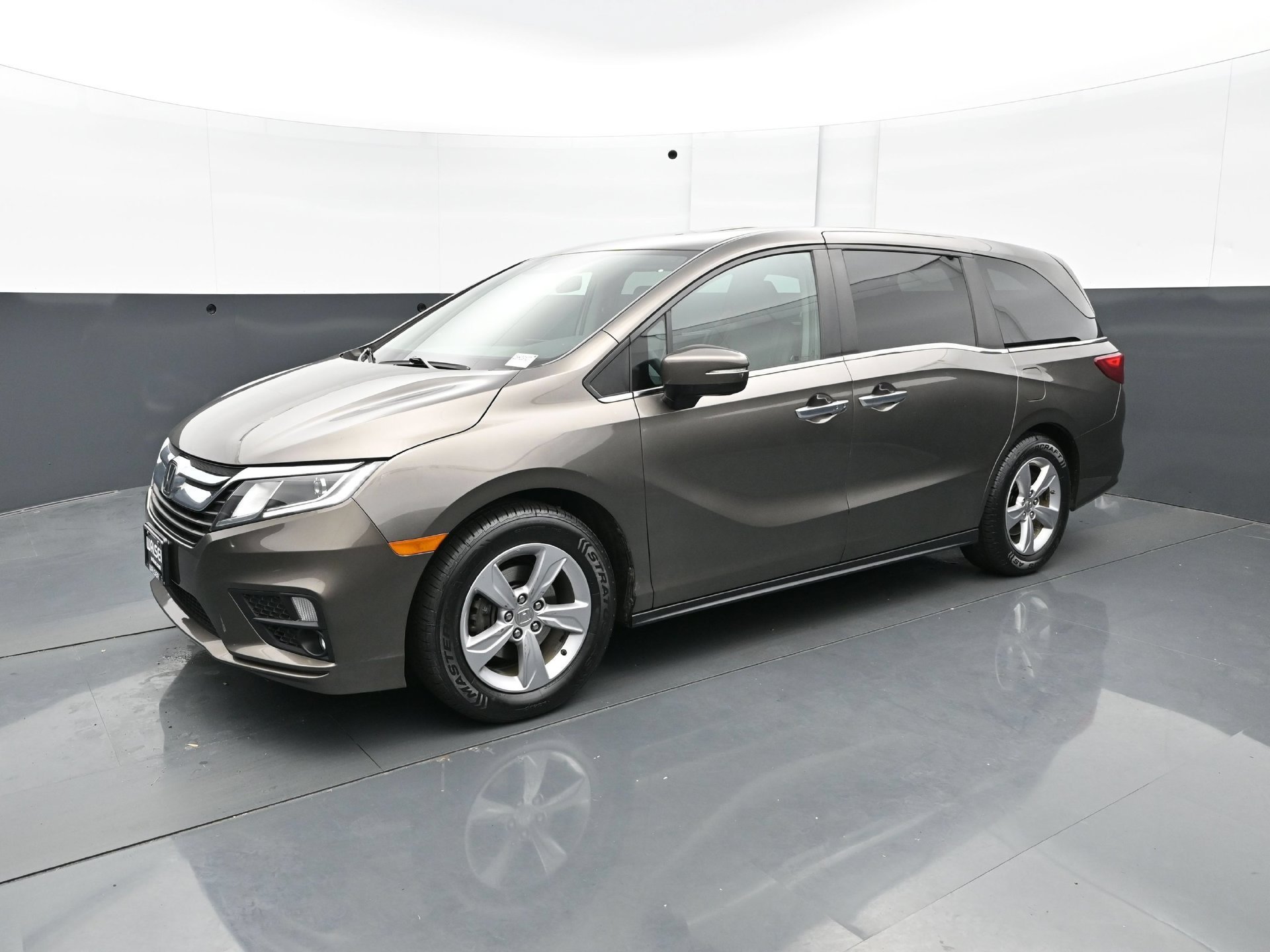 Used 2018 Honda Odyssey EX-L with VIN 5FNRL6H74JB036960 for sale in Minneapolis, Minnesota