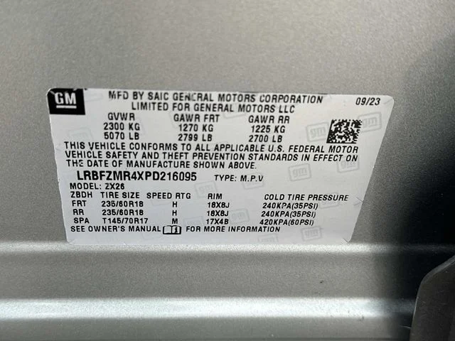 Used 2023 Gray Buick Preferred image 17