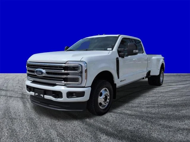 New 2026 Star White Metallic Tri-Coat Ford F-350® Platinum® image 8
