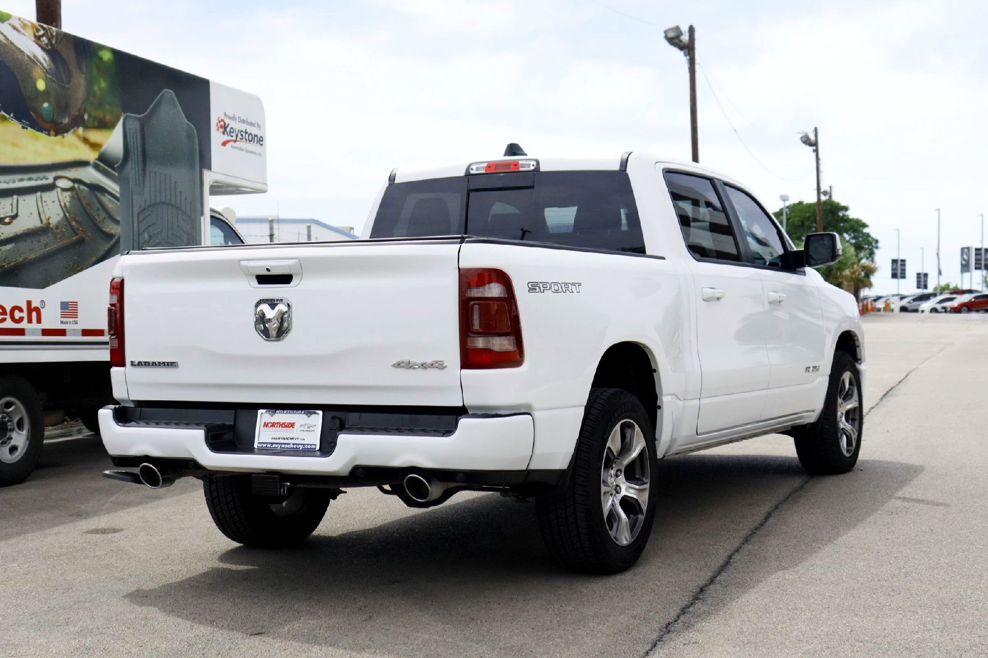 Used 2023 Bright White Clearcoat Ram Laramie image 5