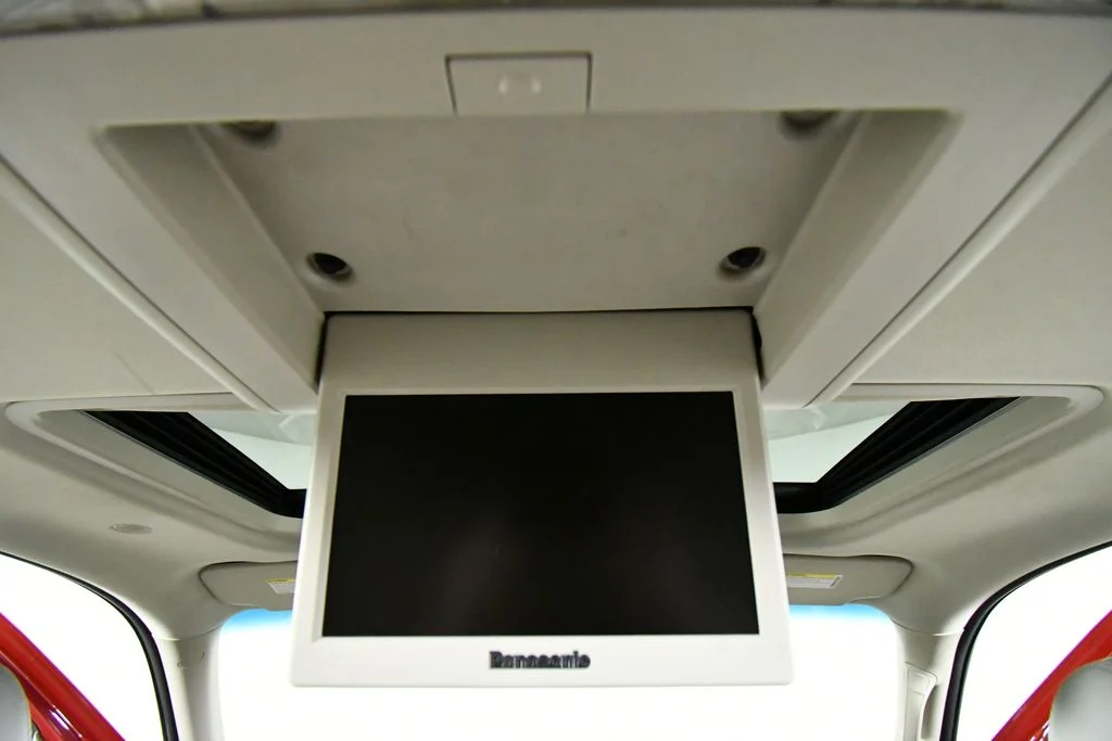 Used 2014 Red GMC SLT image 26