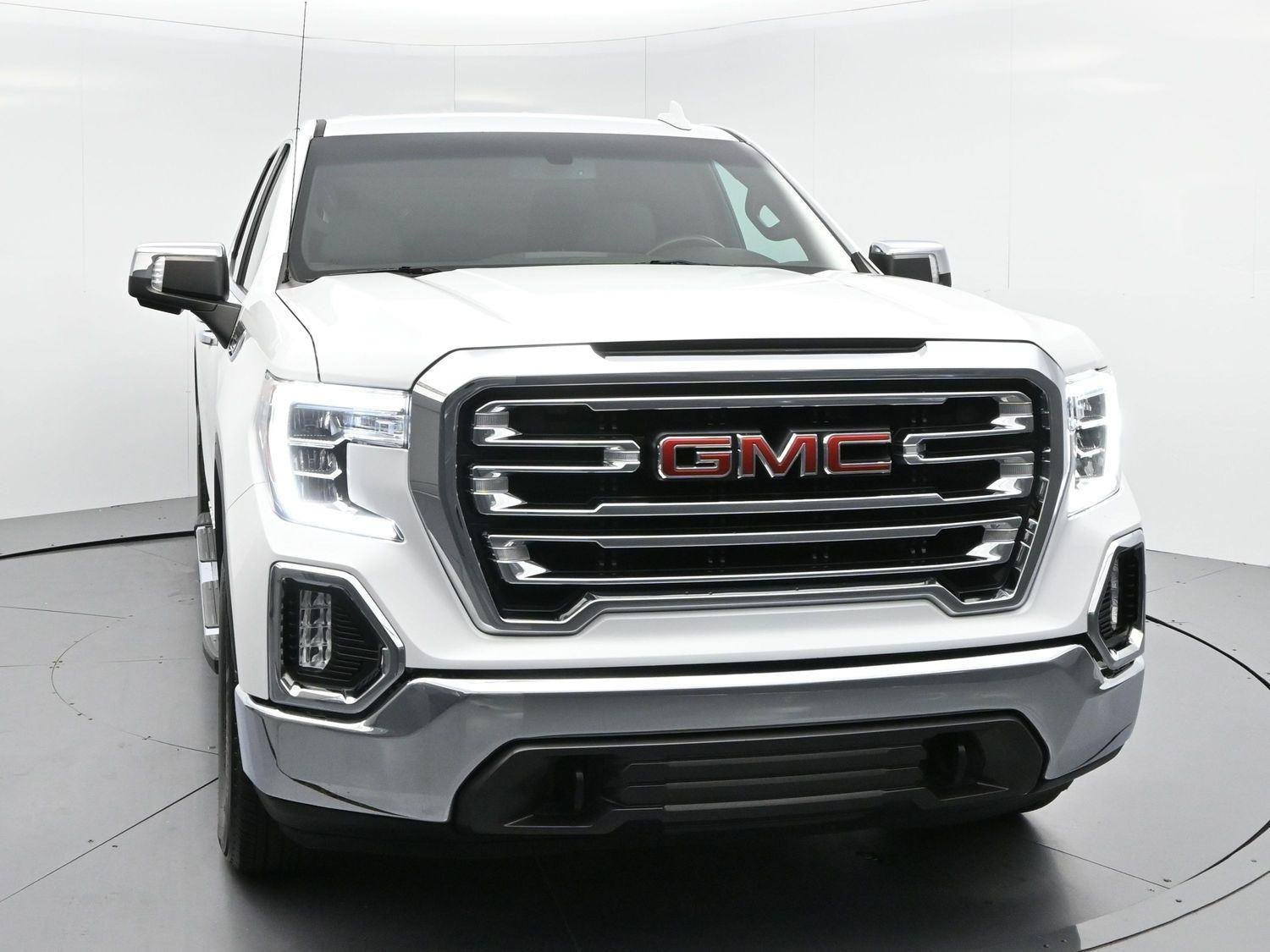 Used 2022 Summit White GMC SLT image 2