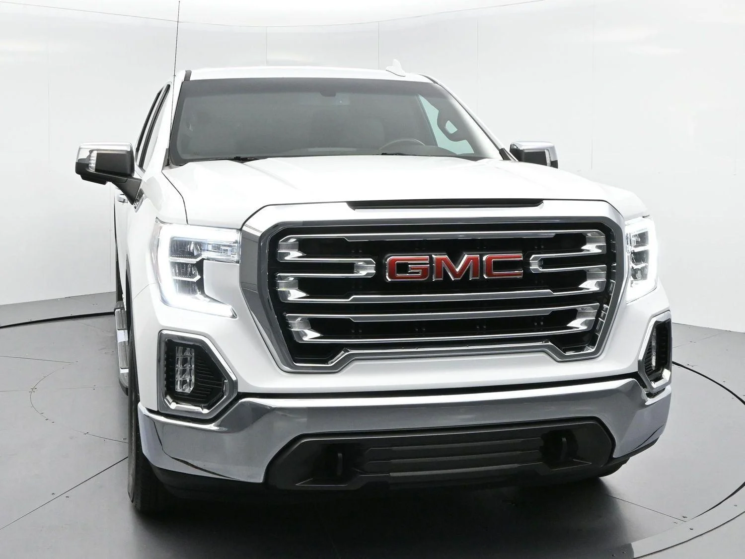 Used 2022 Summit White GMC SLT image 2