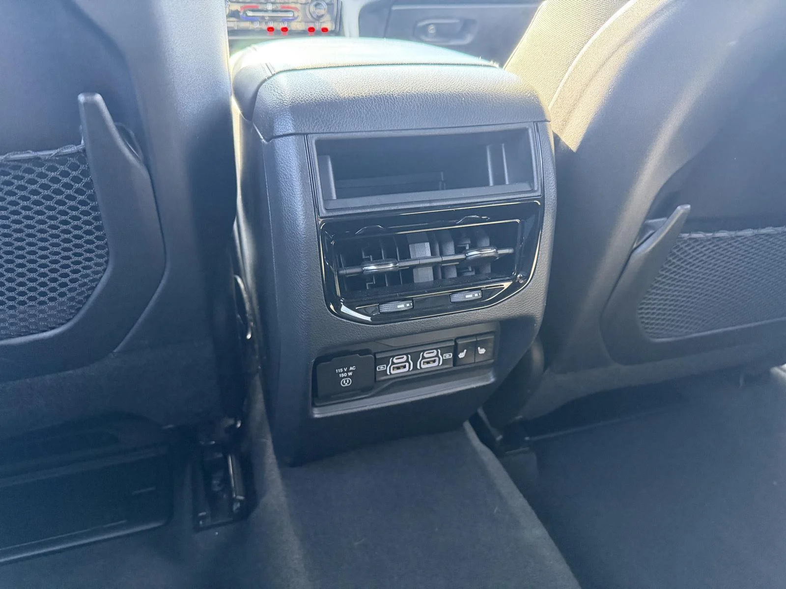 Used 2025 Bright White Clearcoat Jeep Limited image 9