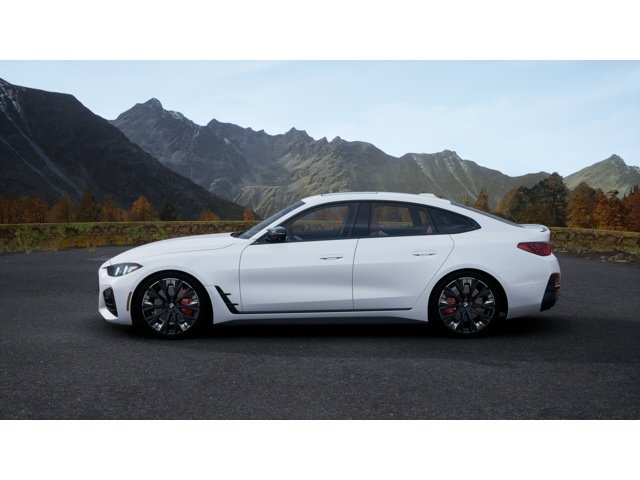 New 2026 Mineral White Metallic BMW M440i image 4