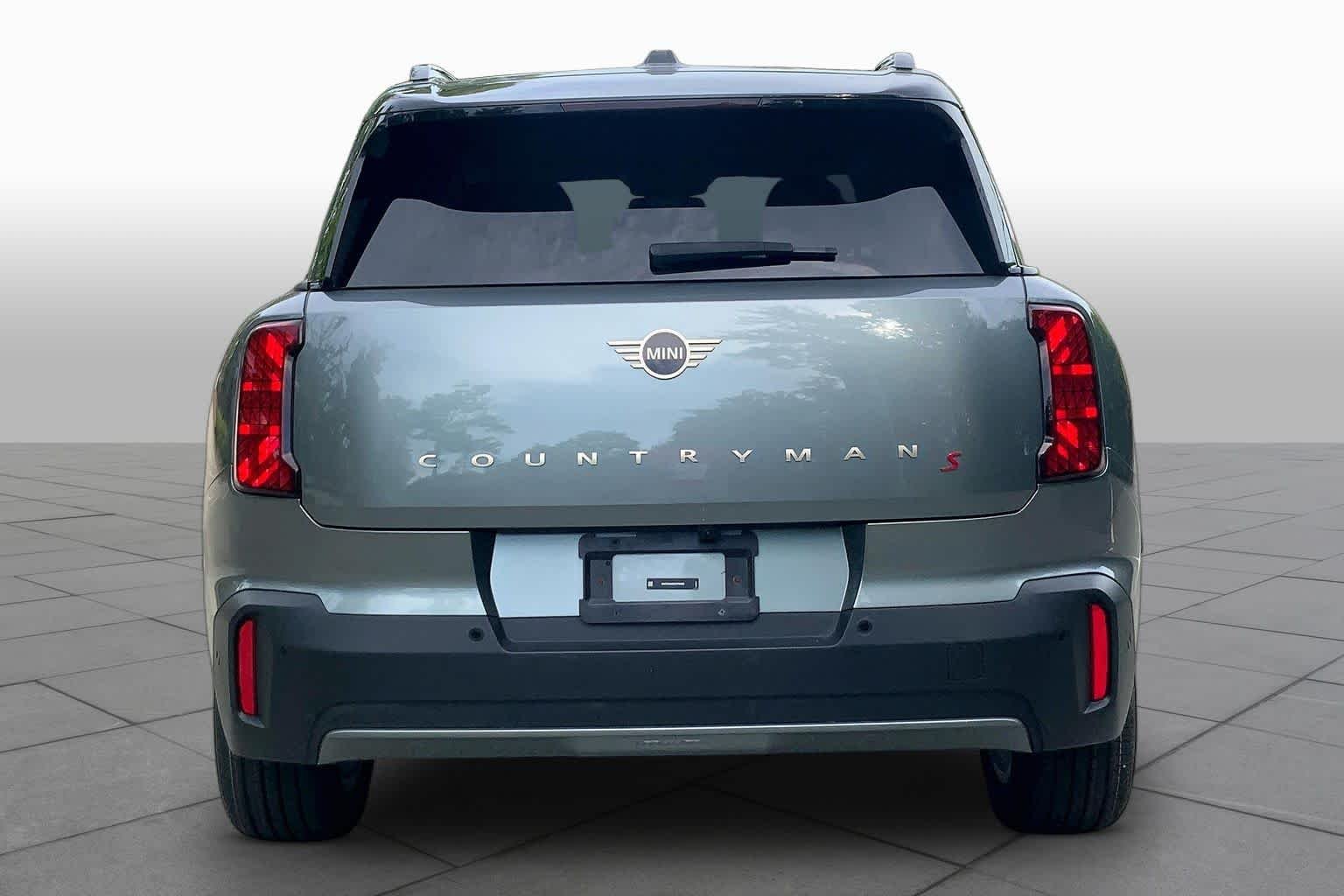 Used 2025 Smokey Green Metallic MINI S image 4