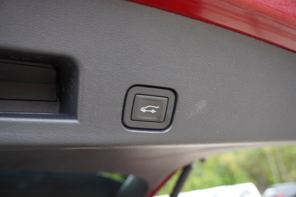 Used 2024 Radiant Red Tintcoat Chevrolet Z71 image 24