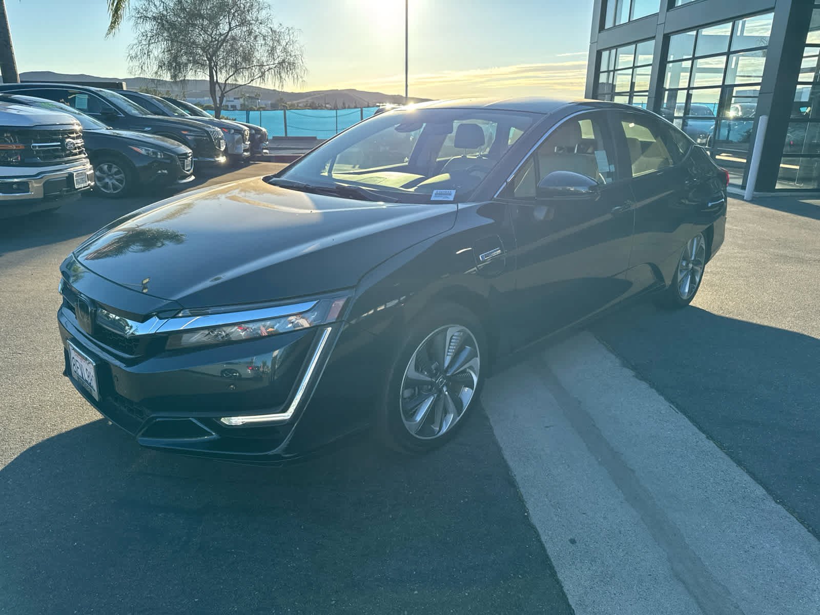 Used 2018 Dark Green Honda Touring image 3