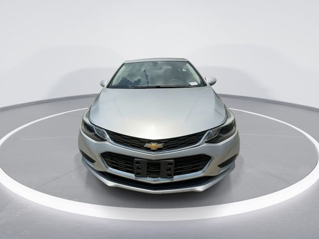 Used 2018 Silver Chevrolet LT image 3