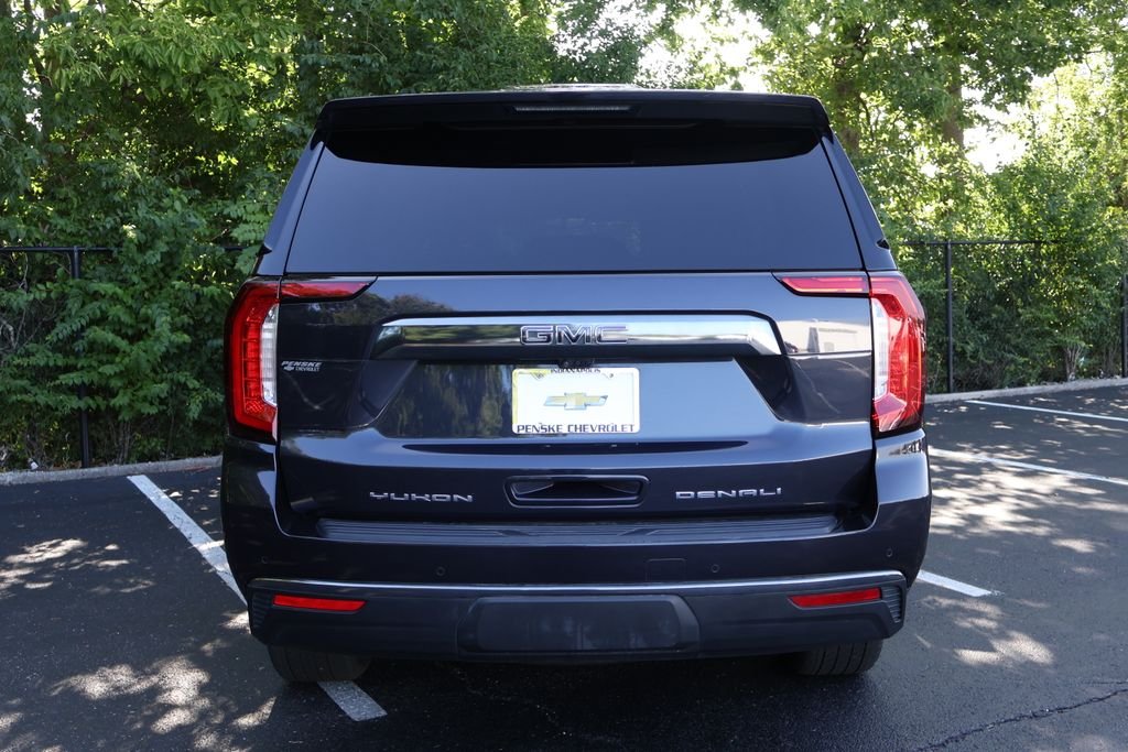 2024 GMC Yukon Denali Ultimate - Photo 9