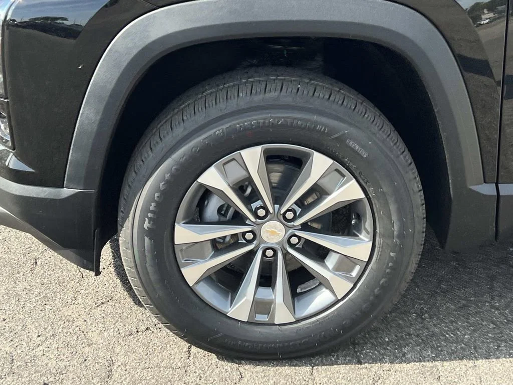 2026 Chevrolet Equinox LT - Photo 25