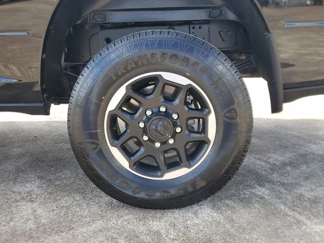 2025 RAM 3500 Laramie - Photo 8