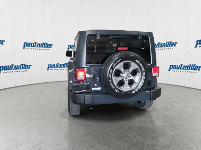 Certified Used 2018 Black Jeep Sahara image 9