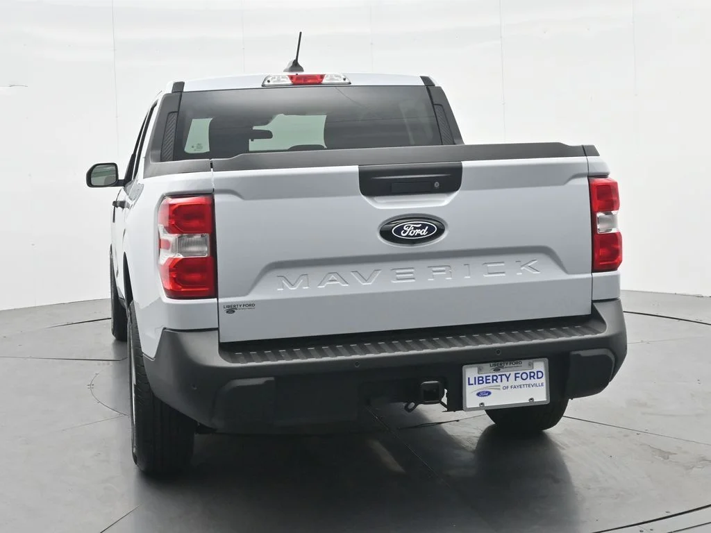 New 2026 Space White Metallic Ford XL image 9